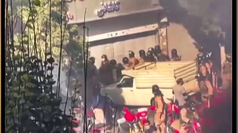 İran'da Protestoculara Sert Müdahale Görüntülendi