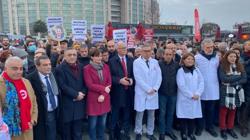 Türk Tabipleri Birliği Başkanı Fincancı Çağlayan Adliyesi'nde Hakim Karşısında