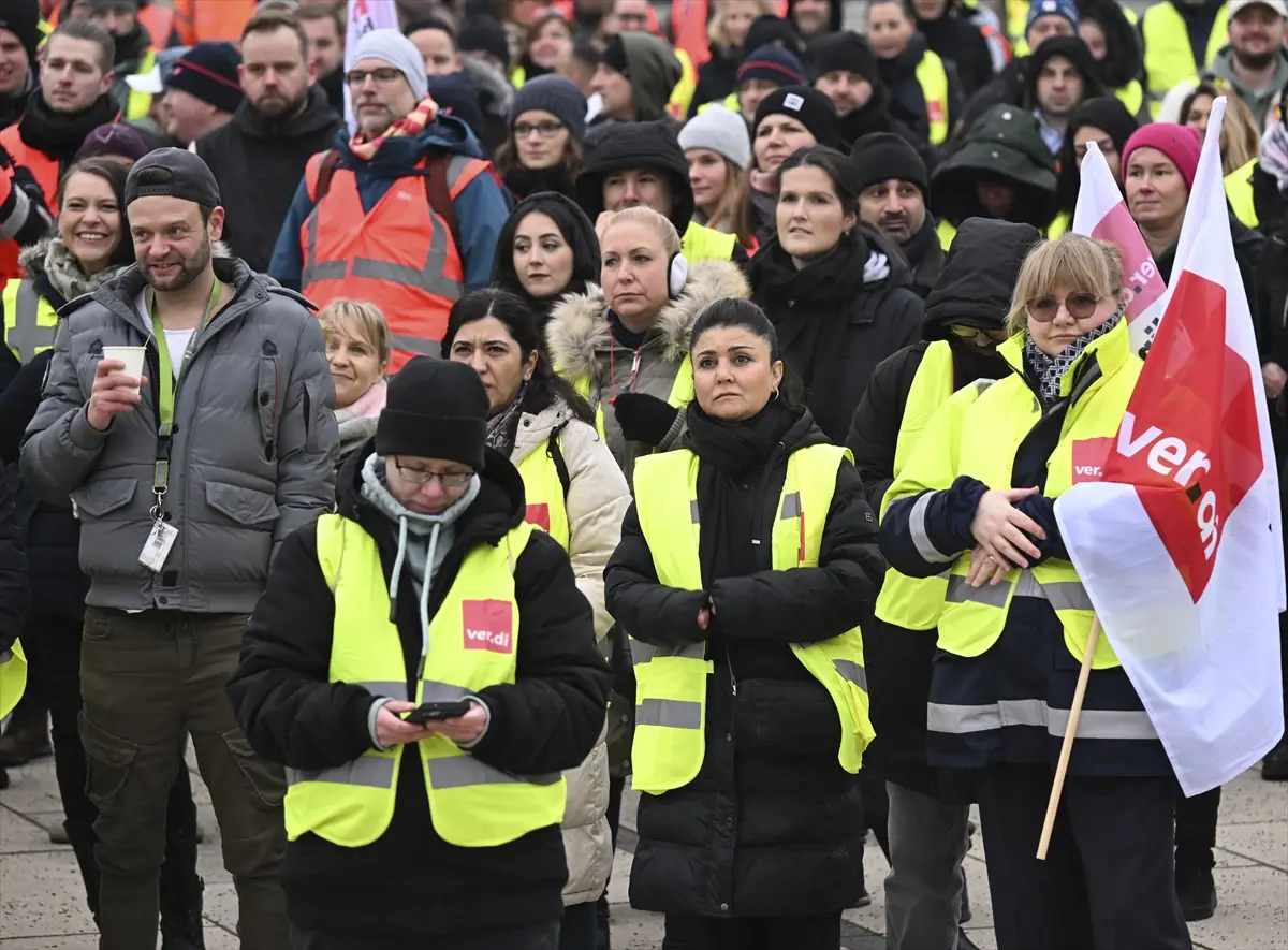 Berlin-Brandenburg Havalimanı'nda 24 Nisan'da grev var