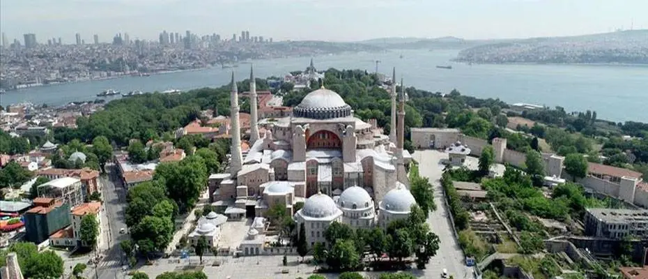 Ayasofya-i Kebir Cami-i Şerifi'ni 2022'de 13 milyon 635 bin 229 kişi ziyaret etti