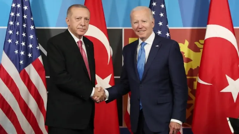 "Biden Yönetimi F-16'lar İçin Bastırarak Erdoğan'a Seçimlerden Önce Zafer Sunmak İstemez"