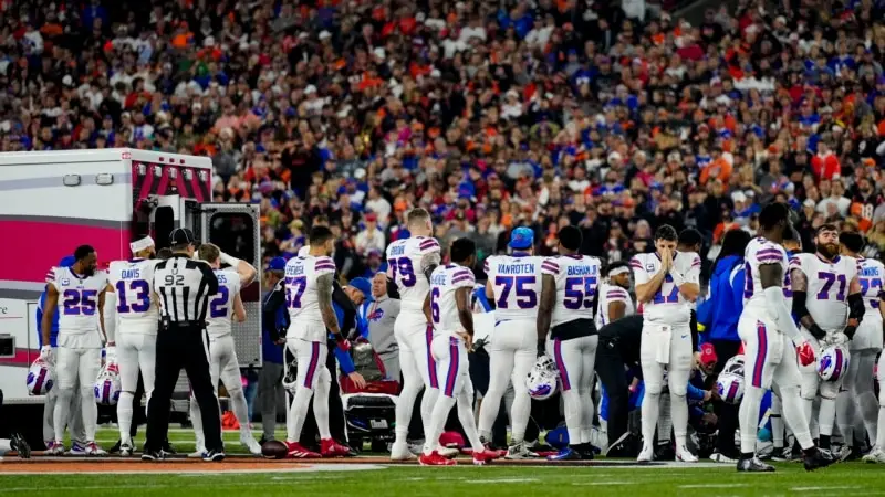 NFL Maçında Kalbi Duran Oyuncunun Durumu Kritik