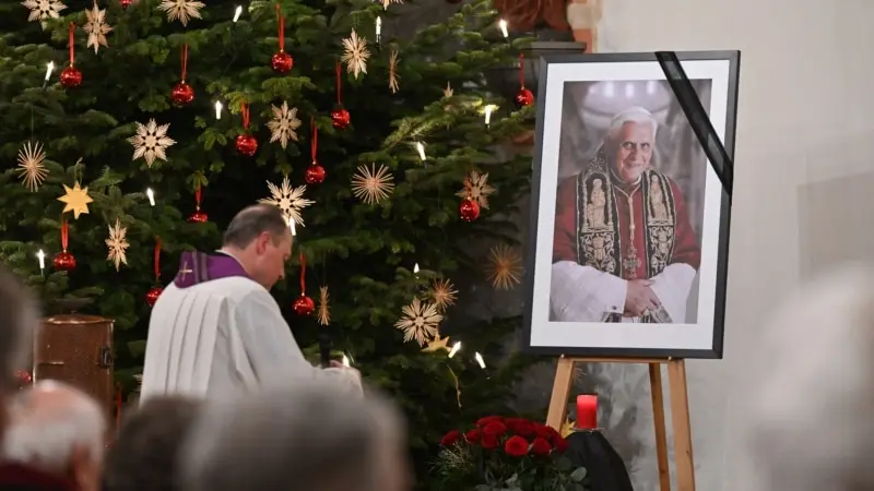 Papa’nın Ölümünden Sonra Özel Sekreterinin Kitabı Çıkıyor
