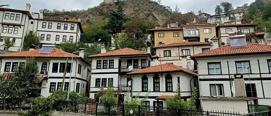 Sakin Şehir Göynük'teki tarihi doku restorasyon çalışmalarıyla korunuyor