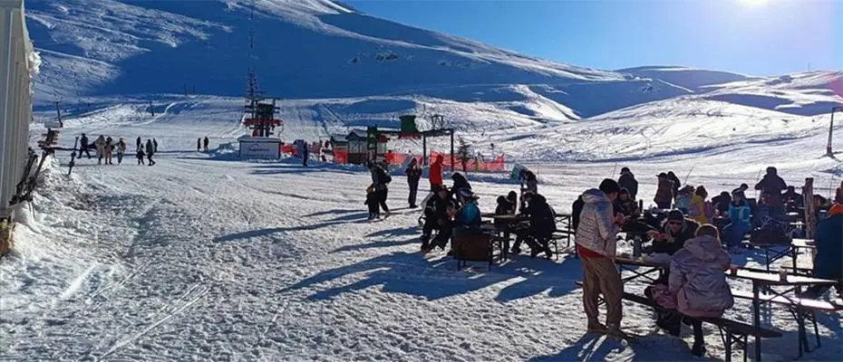 Yarıyılda tatilcilerin kayak tercihi Antalya oldu