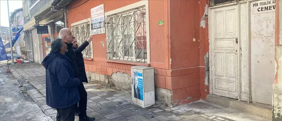 Bakan Ersoy, depremlerden etkilenen Malatya'da incelemelerde bulundu