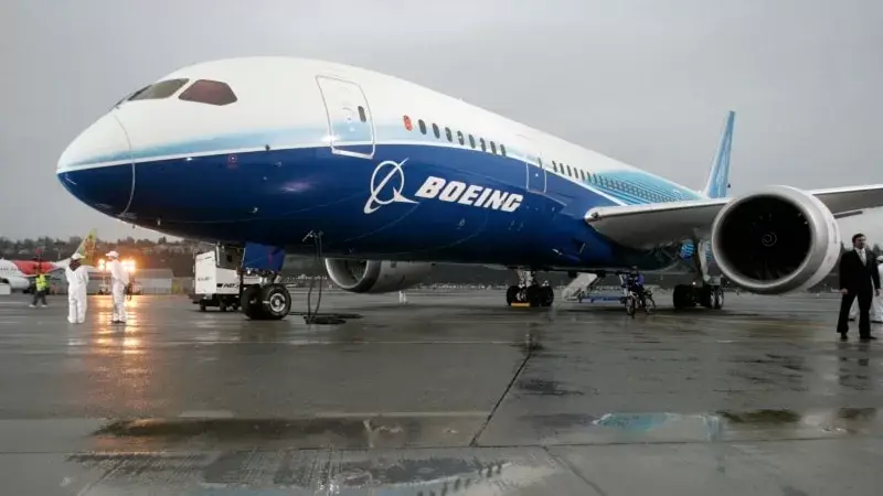Boeing Dreamliner'ların Teslimatını Askıya Aldı