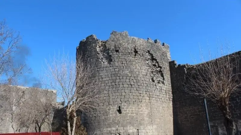 Diyarbakır Surlarının 30 Bölümü Hasar Gördü