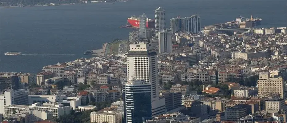 İzmir'deki Hilton Oteli binası depremzedelere açılacak
