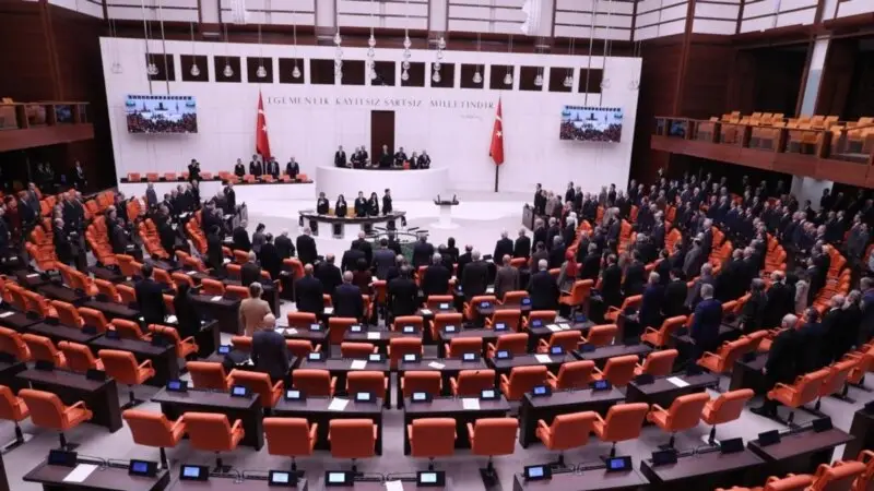 OHAL AKP–MHP'nin Oy Çokluğuyla Kabul Edildi