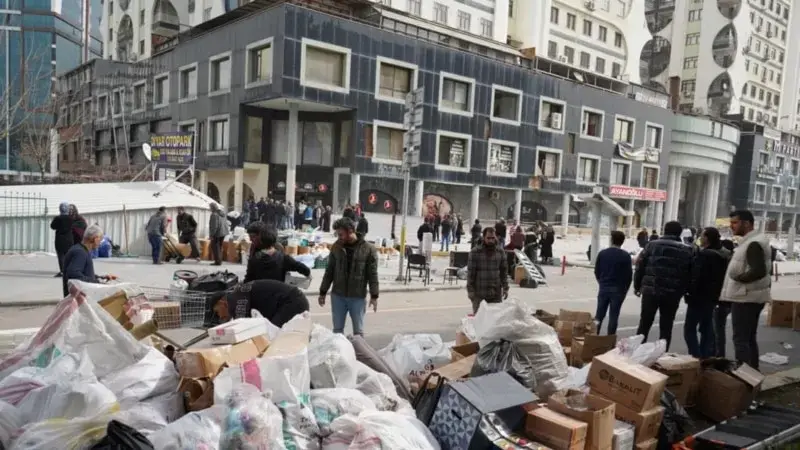 Diyarbakır’da Hayvanlardan Sonra Eşyalar Tahliye Edildi