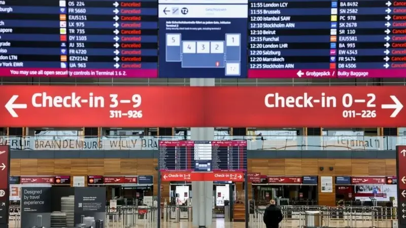Berlin ve Hamburg Havalimanlarında İş Bırakma Eylemi