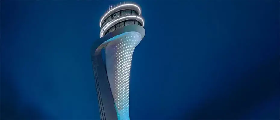 İstanbul Havalimanı Trafik Kontrol Kulesi mavi renkle ışıklandırıldı