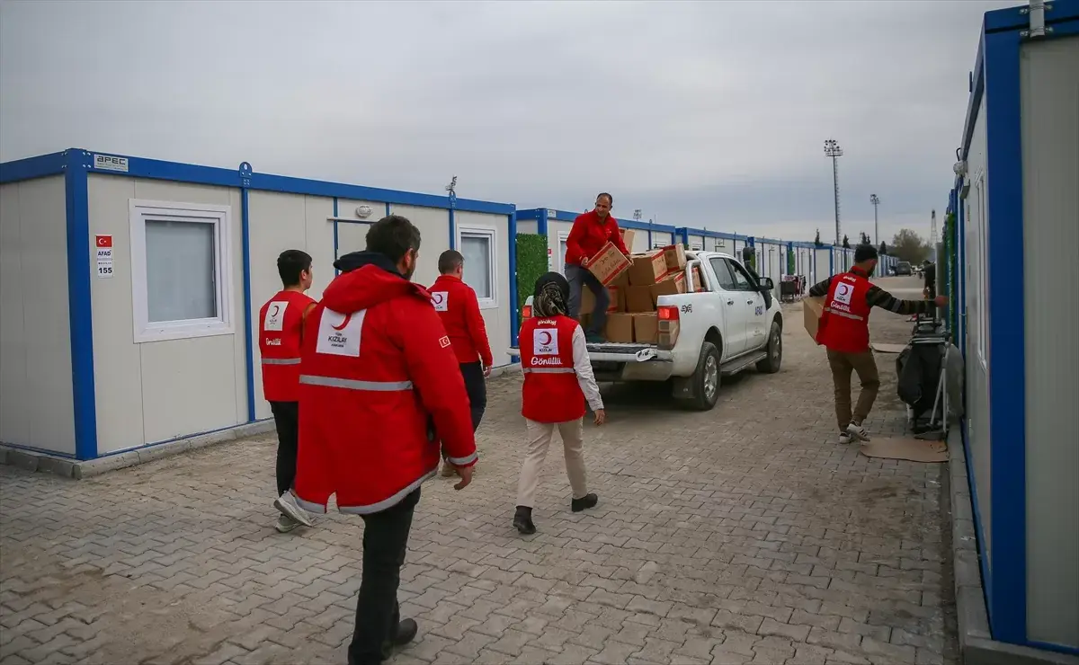 Depremzedeler için toplanan erzak Kahramanmaraş'a ulaştırıldı