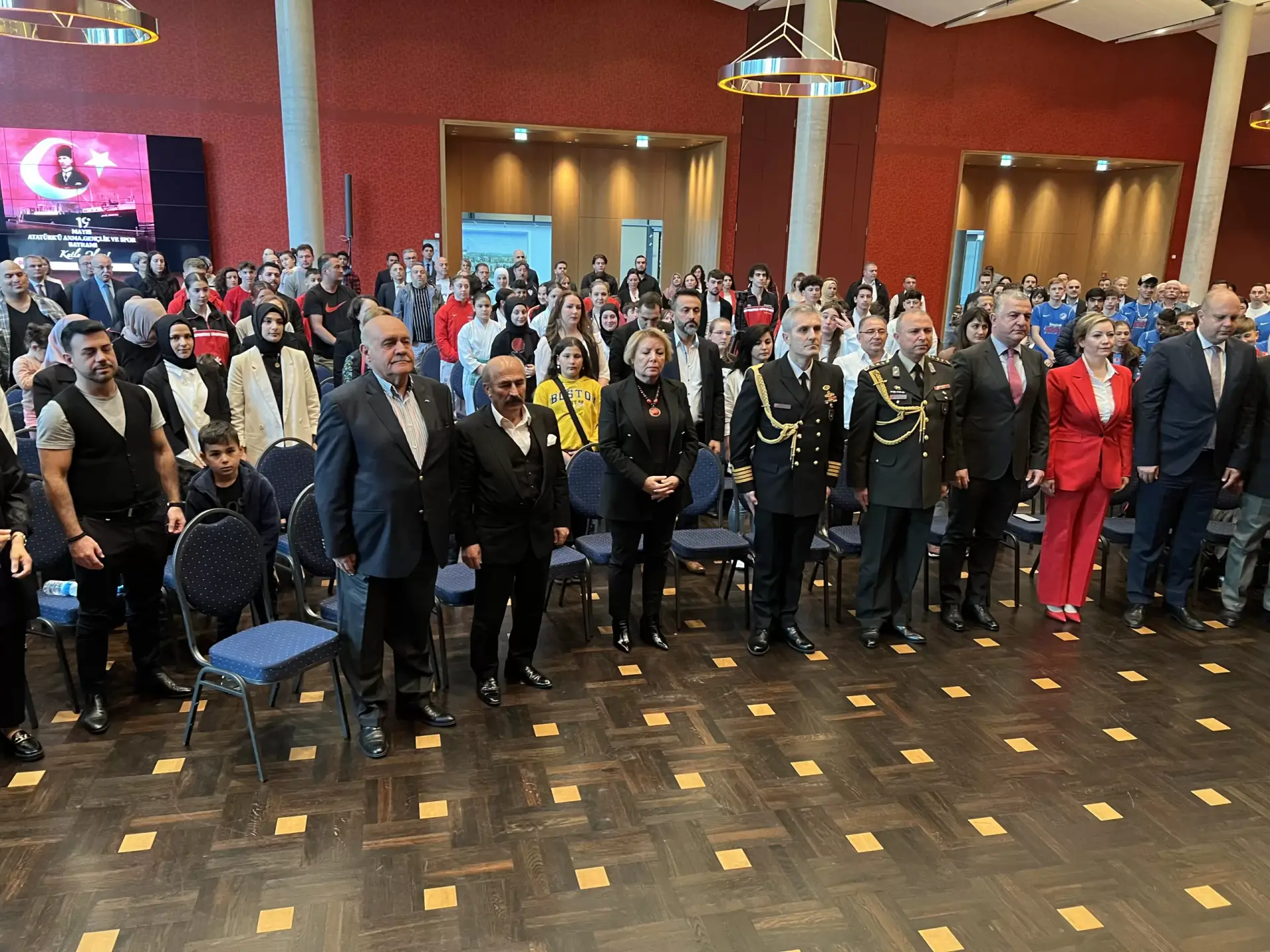 Berlin'de 19 Mayıs Atatürk'ü Anma, Gençlik ve Spor Bayramı coşkuyla kutlandı