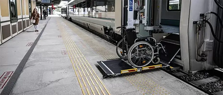 İlk Milli Elektrikli Tren Seti İstanbulluların ziyaretine açıldı