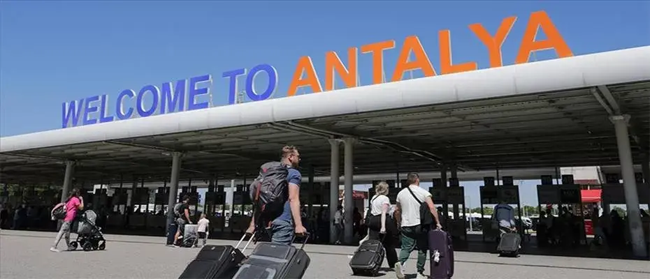 Antalya'ya 1 günde hava yolu ile 99 bin 149 turist geldi
