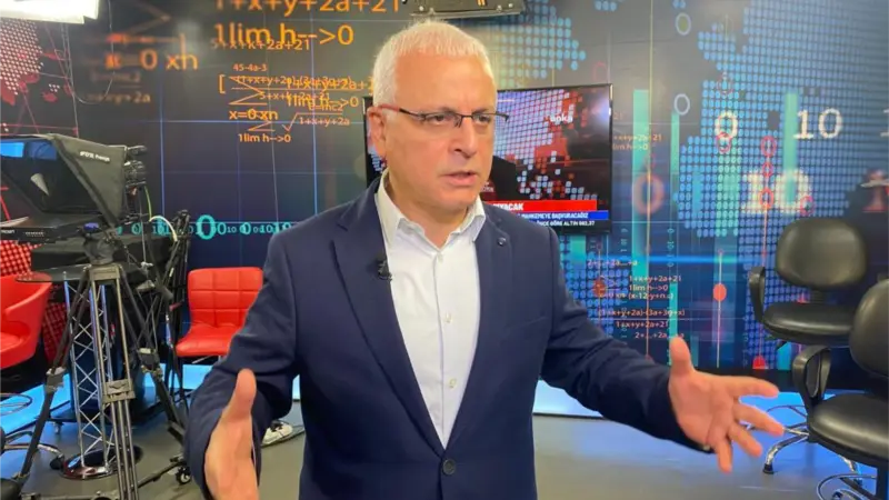 Yanardağ dosyanın siyasi olduğunun farkında
