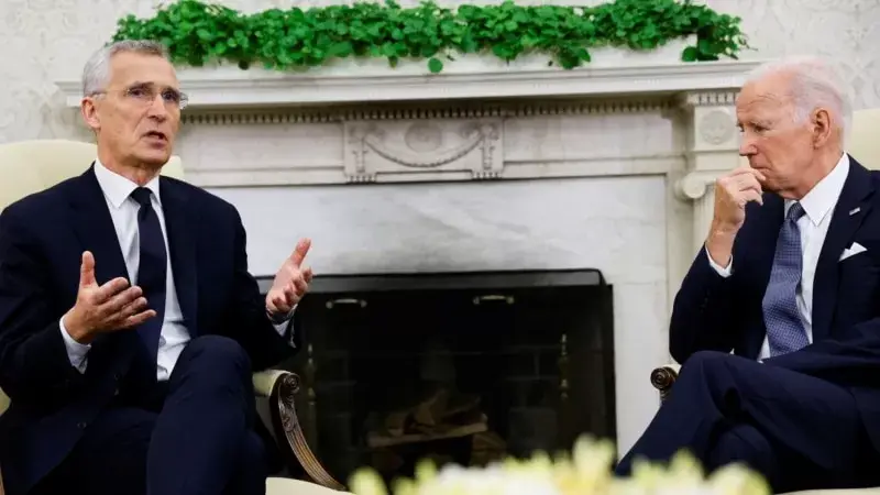 Biden Stoltenberg'le Beyaz Saray'da biraraya geldi