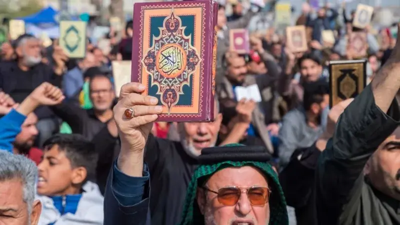 İsveç’te polis Kuran yakma eylemine izin verdi