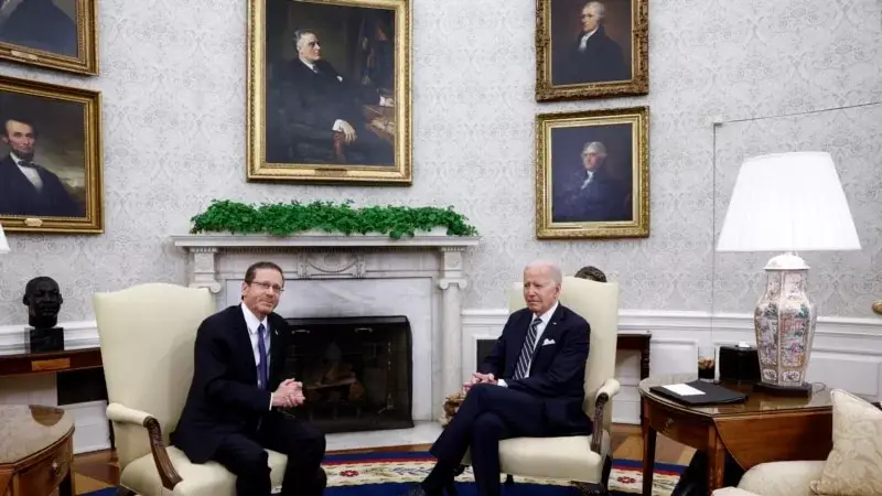 ABD Başkanı Biden İsrail Cumhurbaşkanı Herzog'u Beyaz Saray’da ağırladı