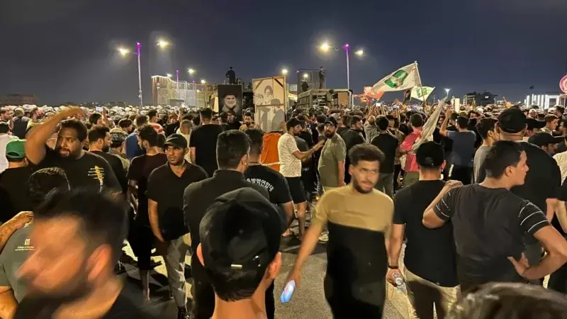 Irak'ta İsveç'in ardından Danimarka elçiliği önünde Kur'an yakma eylemi protestosu