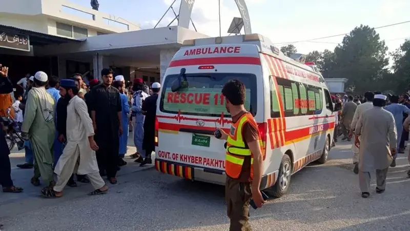 Pakistan’daki intihar saldırısında onlarca can kaybı