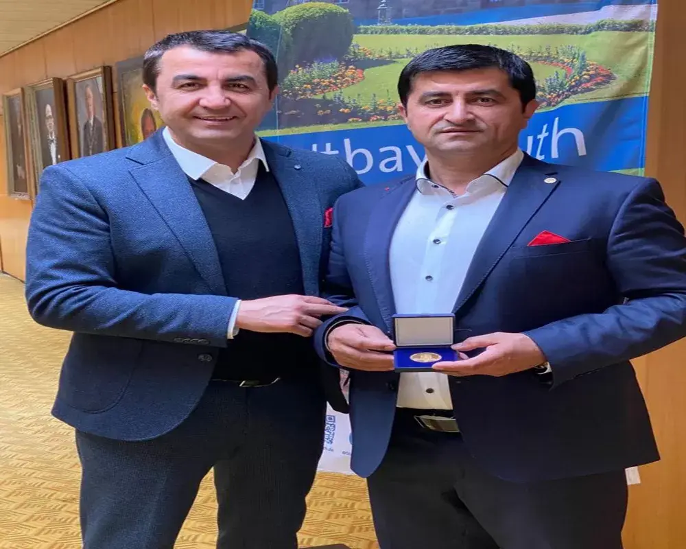 “Türkler artık çifte vatandaş olabilecekler”