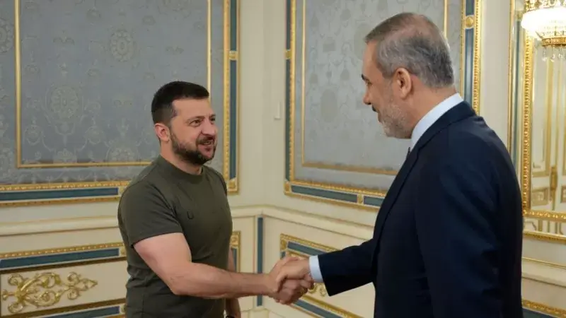 Dışişleri Bakanı Fidan Kiev’de Zelenski ile görüştü