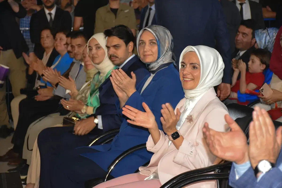 Aile ve Sosyal Hizmetler Bakanı Göktaş, 16. Emirdağ Gurbetçi Festivali'nde konuştu