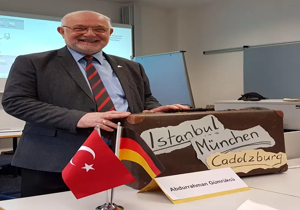 Abdurrahman Gümrükcü’nün Göç hikayesini anlattı