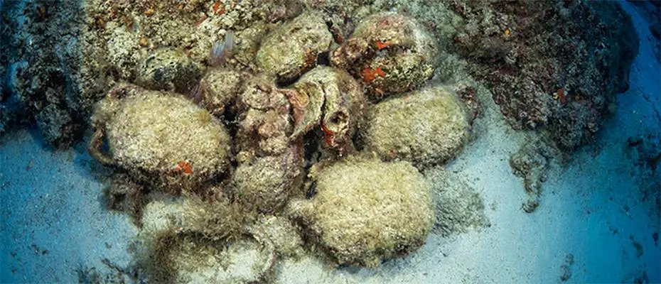 Antalya kıyılarında süren arkeolojik su altı çalışmaları görüntülendi