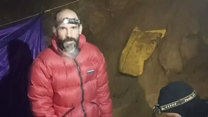 Yerin 1 kilometre derinliğinde mahsur kalan Amerikalı mağaracının tahliyesi yakında başlayabilir