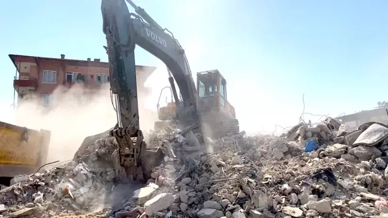 “Asbeste maruz kalan bölge insanı kanser riskiyle karşı karşıya”