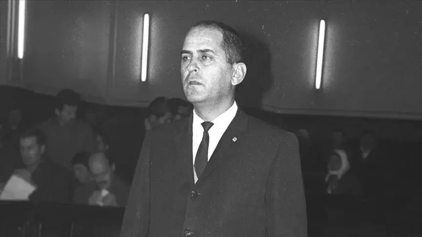 Toplumcu gerçekçi edebiyatın öncüsü: Fakir Baykurt