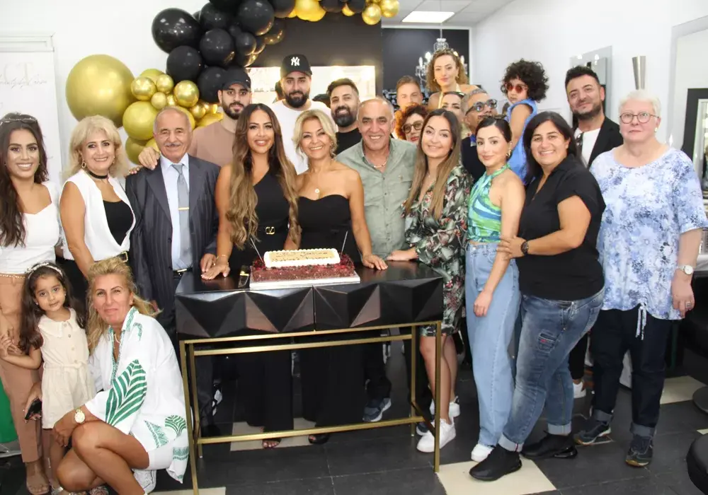 Fürth’ün madalyalı Türk kuaförü 30. yılını kutladı