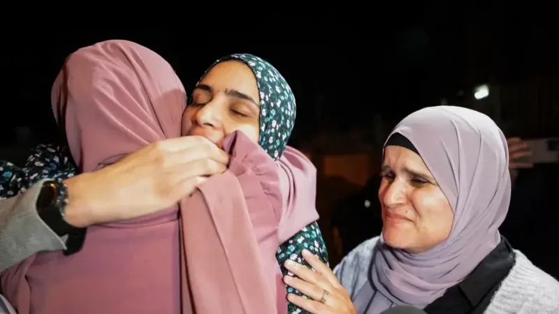 İsrail ve Hamas arasındaki anlaşma kapsamında ilk grup rehine serbest