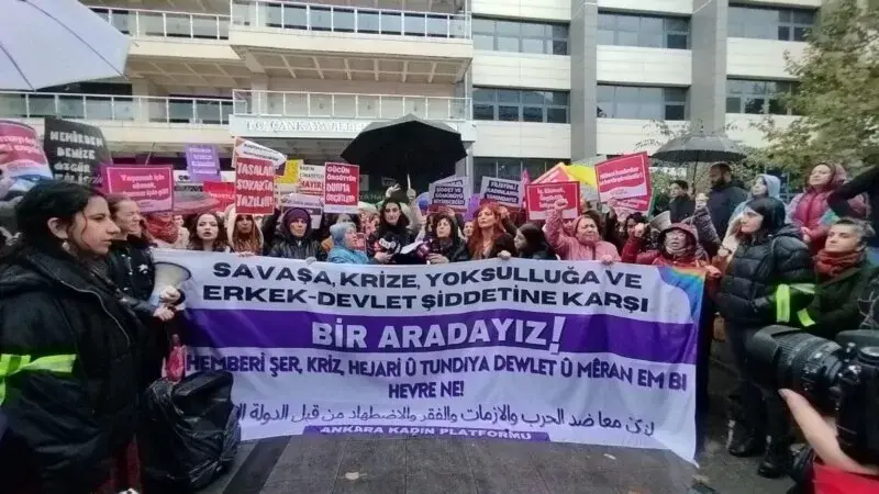“İsyanımızı ve öfkemizi haykırmak için buradayız”