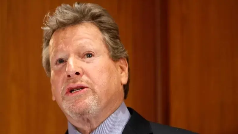 Amerikalı ünlü aktör Ryan O’Neal yaşamını yitirdi