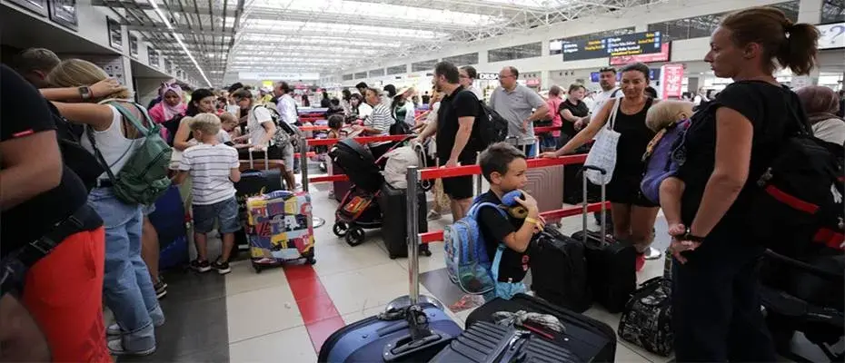 Antalya'ya gelen turist sayısında tüm zamanların rekoru kırıldı