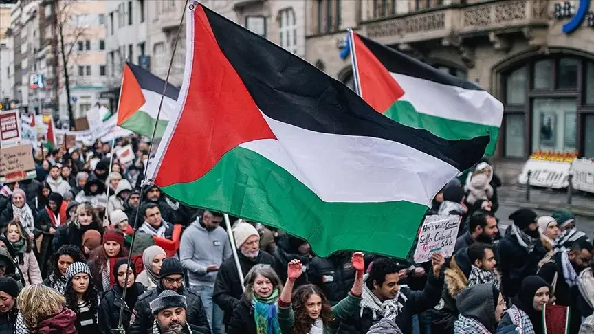 İsrail'in Gazze'ye yönelik saldırıları protesto edildi