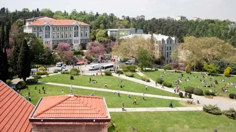 İİBF dağıtılmadı ama Fen-Edebiyat Fakültesi ikiye bölündü