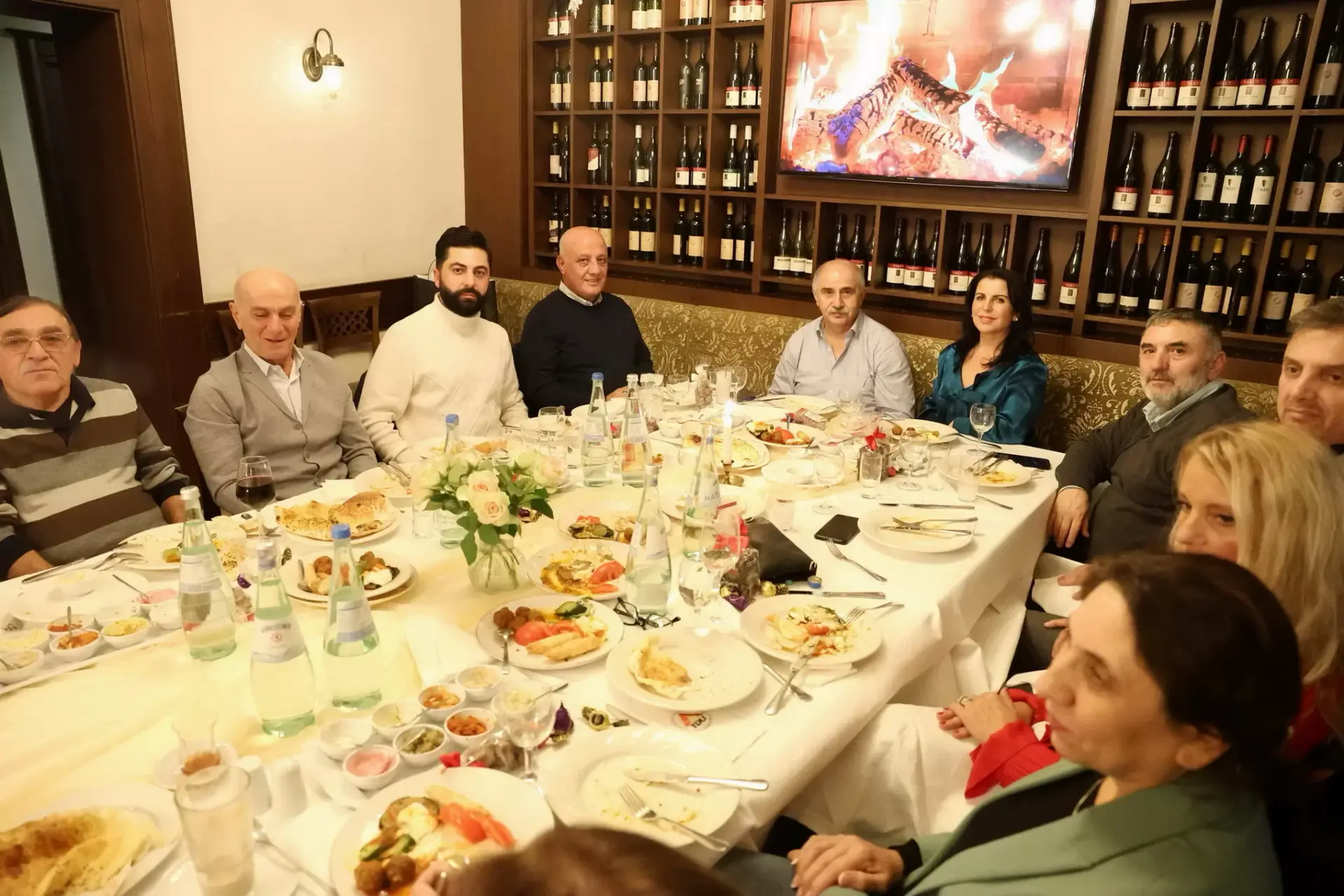 TDU 2023’e veda yemeğinde Tuğra Restoran’da buluştu