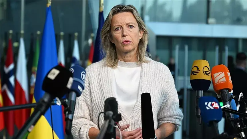 Ollongren, Avrupa'nın silah üretimini hızlandırması gerektiğini söyledi