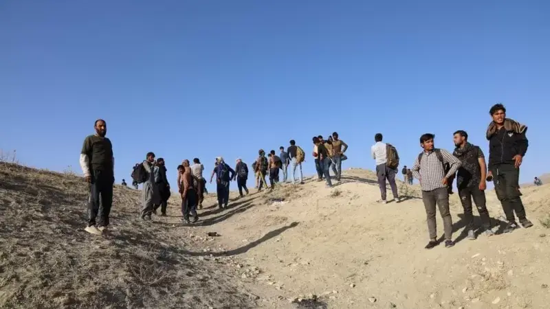 Türkiye'deki Afgan sığınmacılar sınır dışı edilmekten korkuyor
