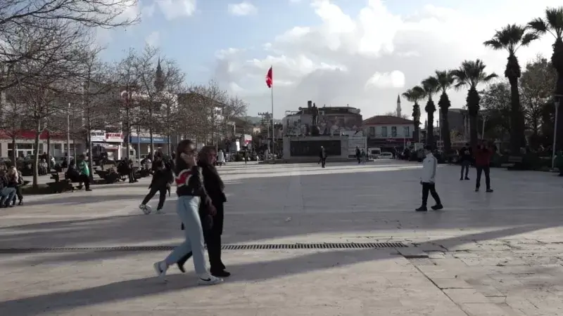 CHP’de aday adaylarının Urla yarışı