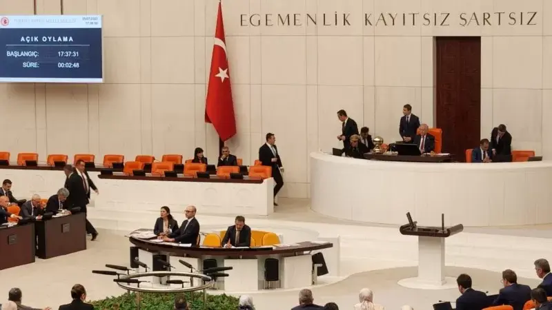 ”TBMM İsveç'in NATO üyeliğini Salı günü görüşecek”