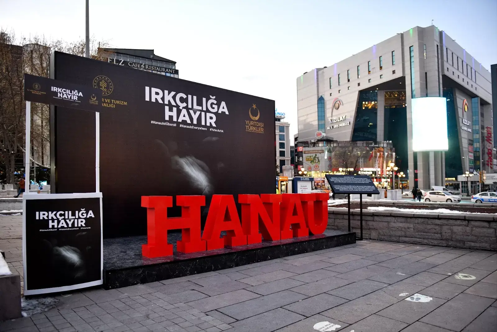 YTB, HANAU KATLİAMINI UNUTTURMUYOR