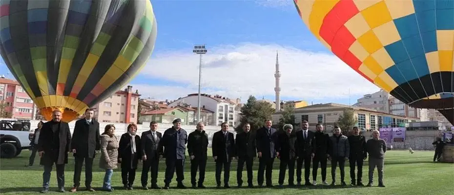 Burdur'da turizmi geliştirmek amacıyla sıcak hava balonu tanıtımı yapıldı