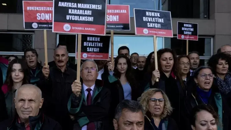“Erdoğan hükümeti Türkiye'nin en yüksek mahkemesini frenlemenin yolunu arıyor”